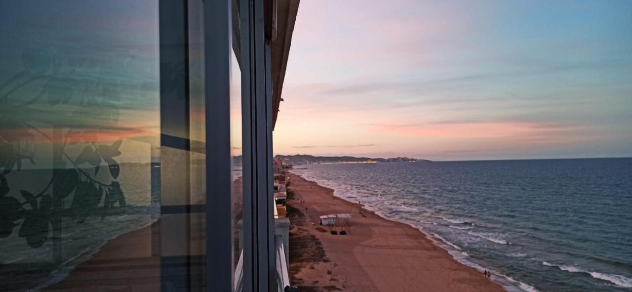 Sunset Room At Front Beach - Habitacion En La Playa Piso Privado Tavernes de Valldigna Exterior photo